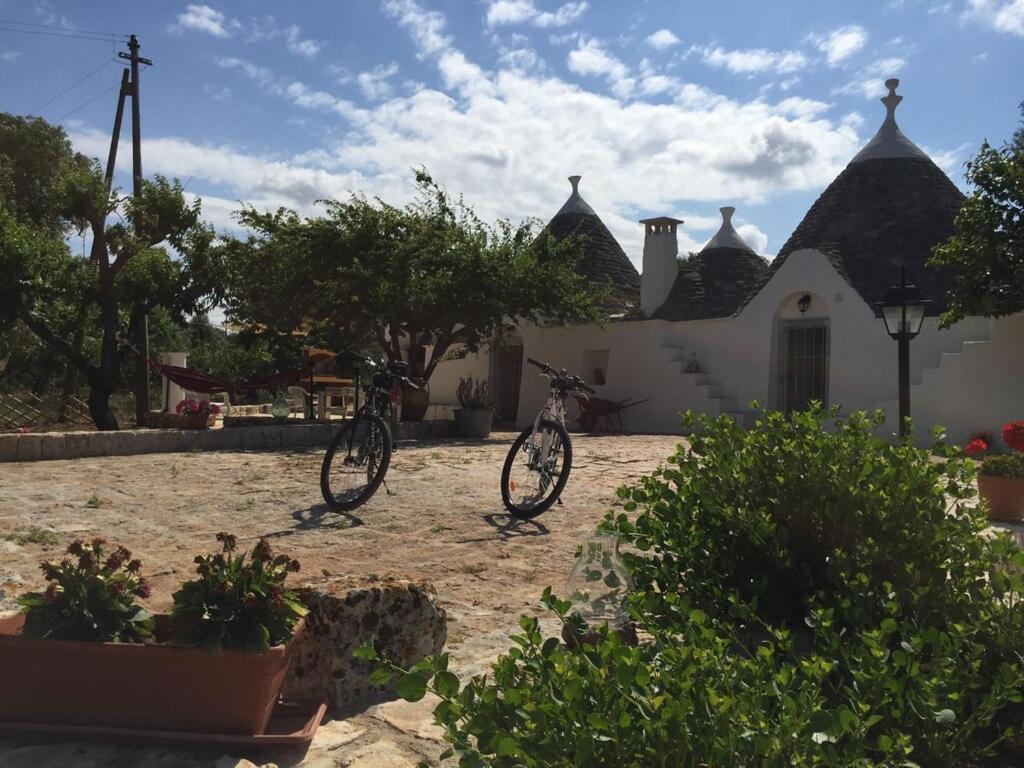 Chateaux Des Trulli San Michele Salentino Ngoại thất bức ảnh